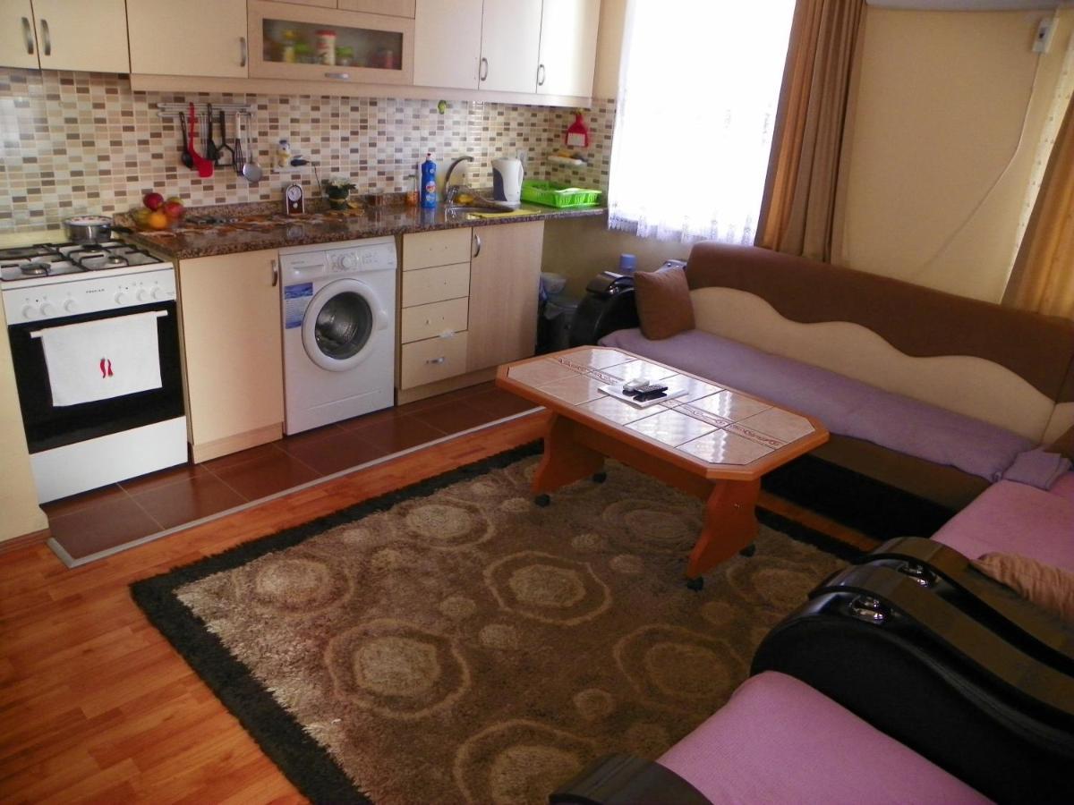 Daire 4 Persons Flat House - Cheap Homestay Sleeping Place