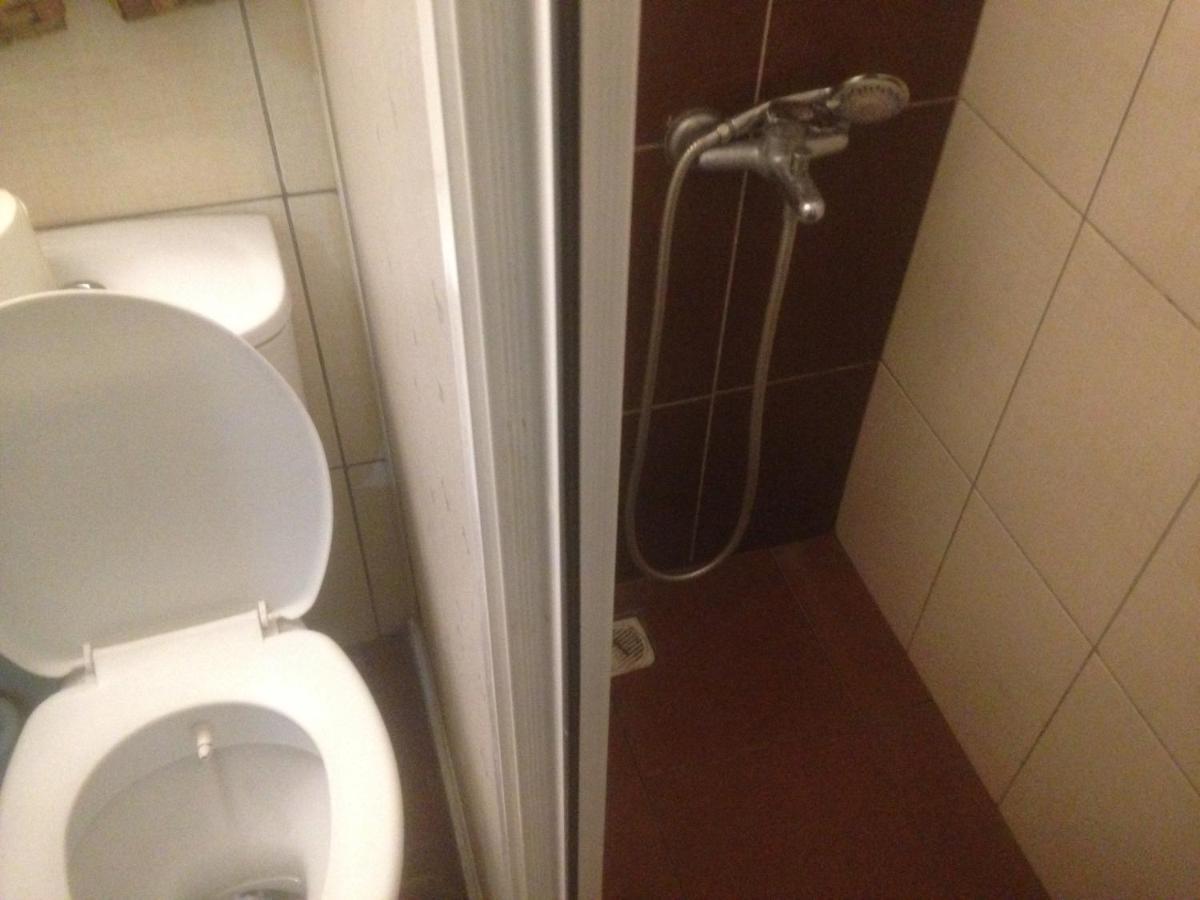 Daire 4 Persons Flat House - Cheap Homestay Sleeping Place