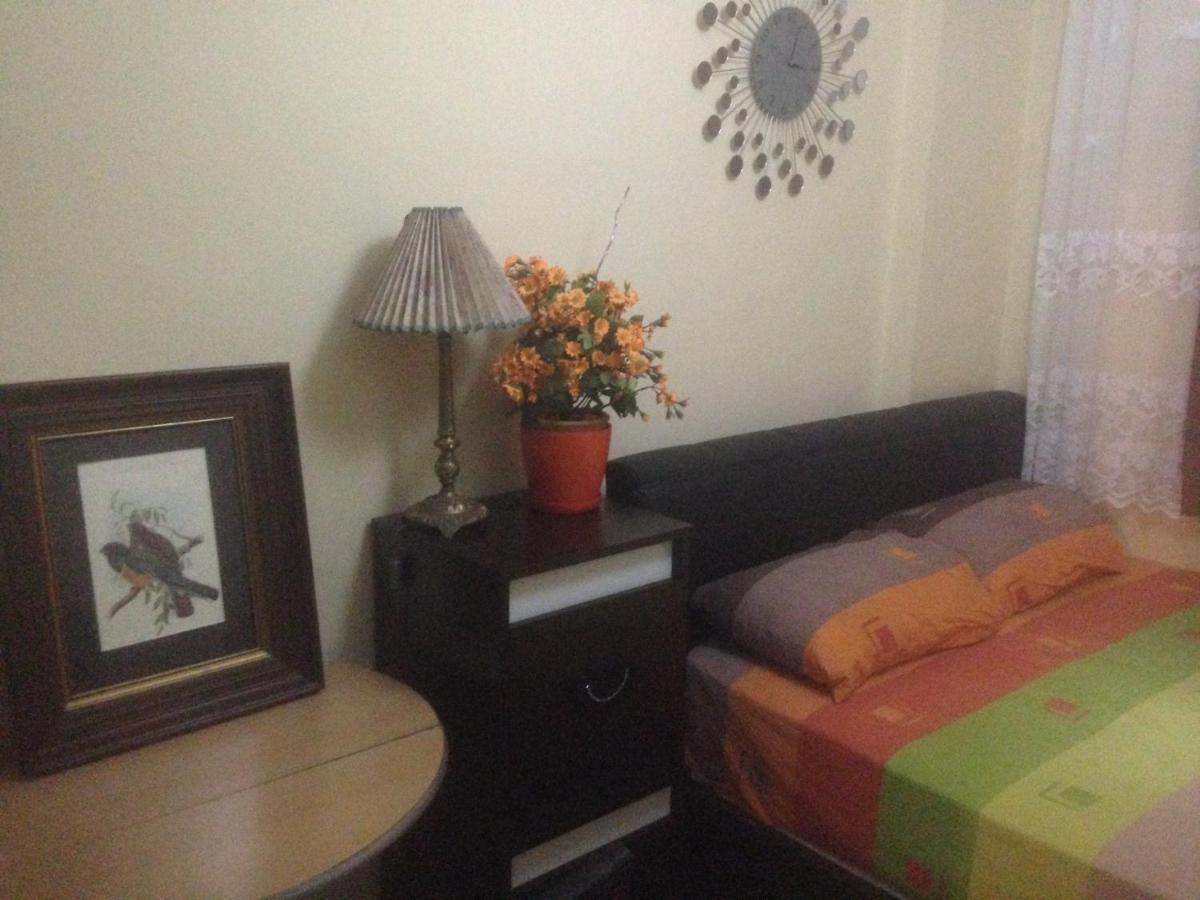 4 Persons Flat House - Cheap Homestay Sleeping Place Daire