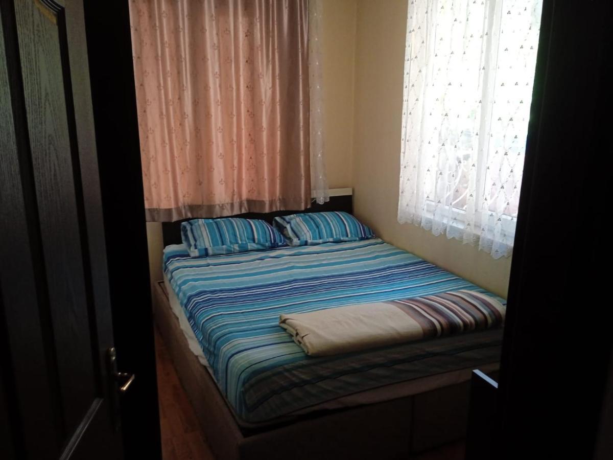 4 Persons Flat House - Cheap Homestay Sleeping Place Daire *